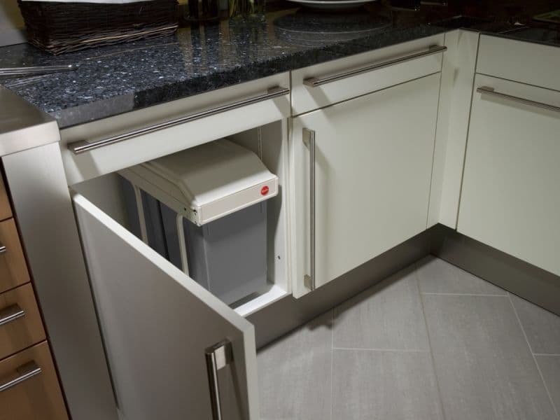 Встраиваемое мусорное ведро Hailo Multi-Box duo L 2х14л