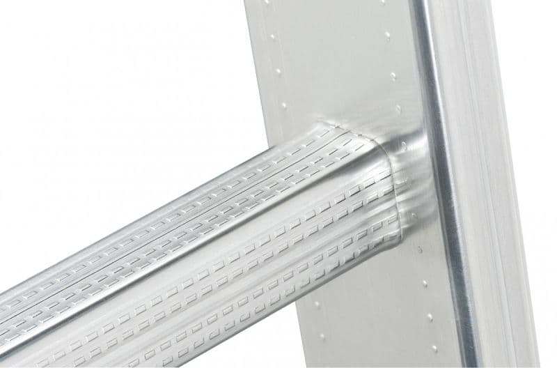 Стационарная лестница с защитой Hailo 7,28 м 26 ступеней (алюминий+сталь)